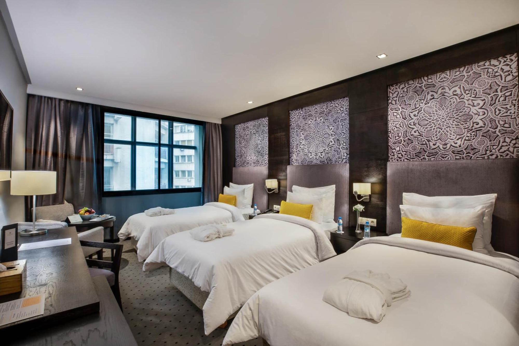 Deluxe Triple Room,695182305:JPEG