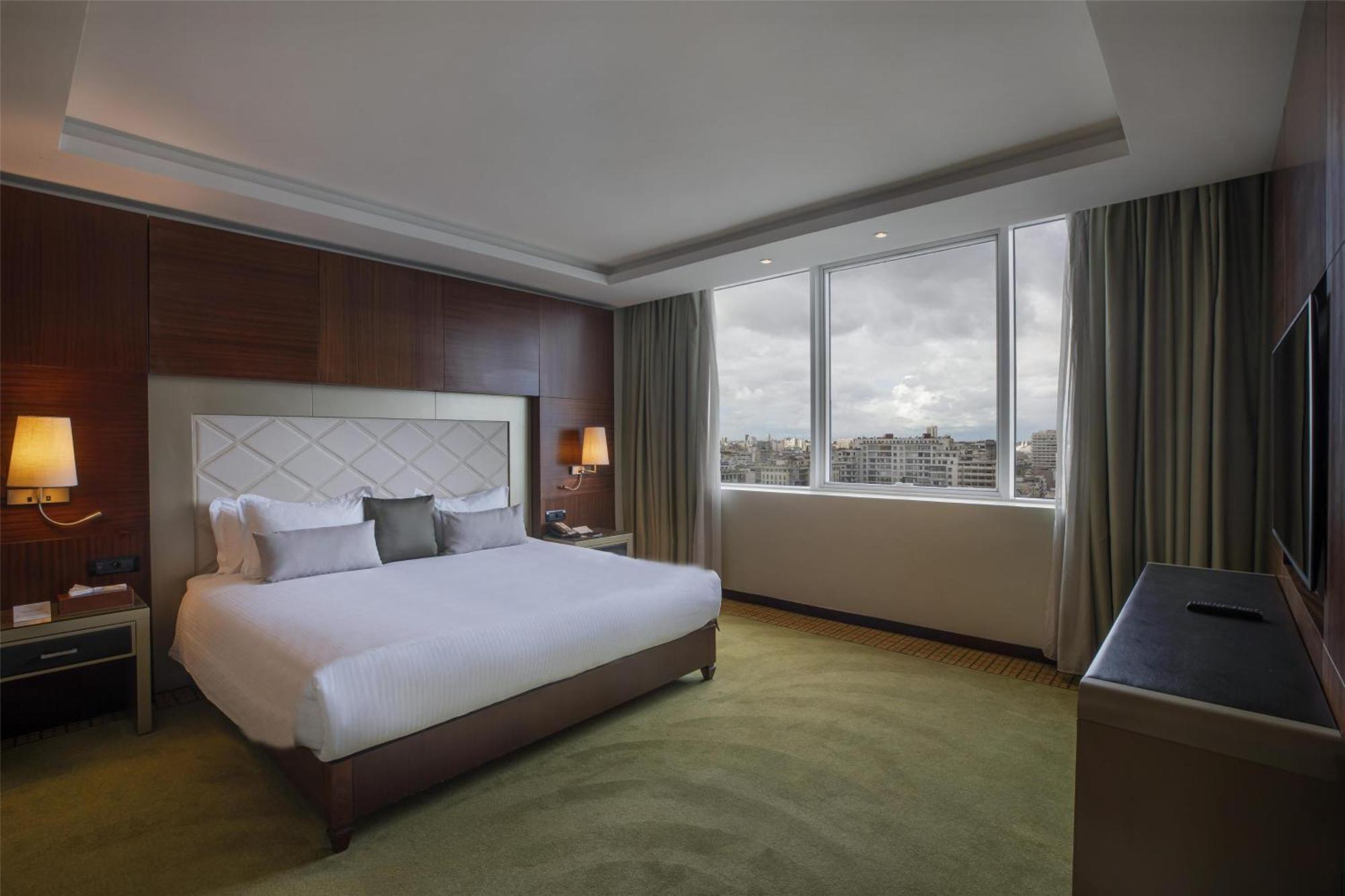 Premium King Room